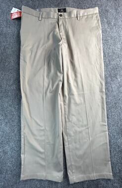 Dockers Straight Fit Performance Khaki Pants Men's 38x30 NWT Stretch